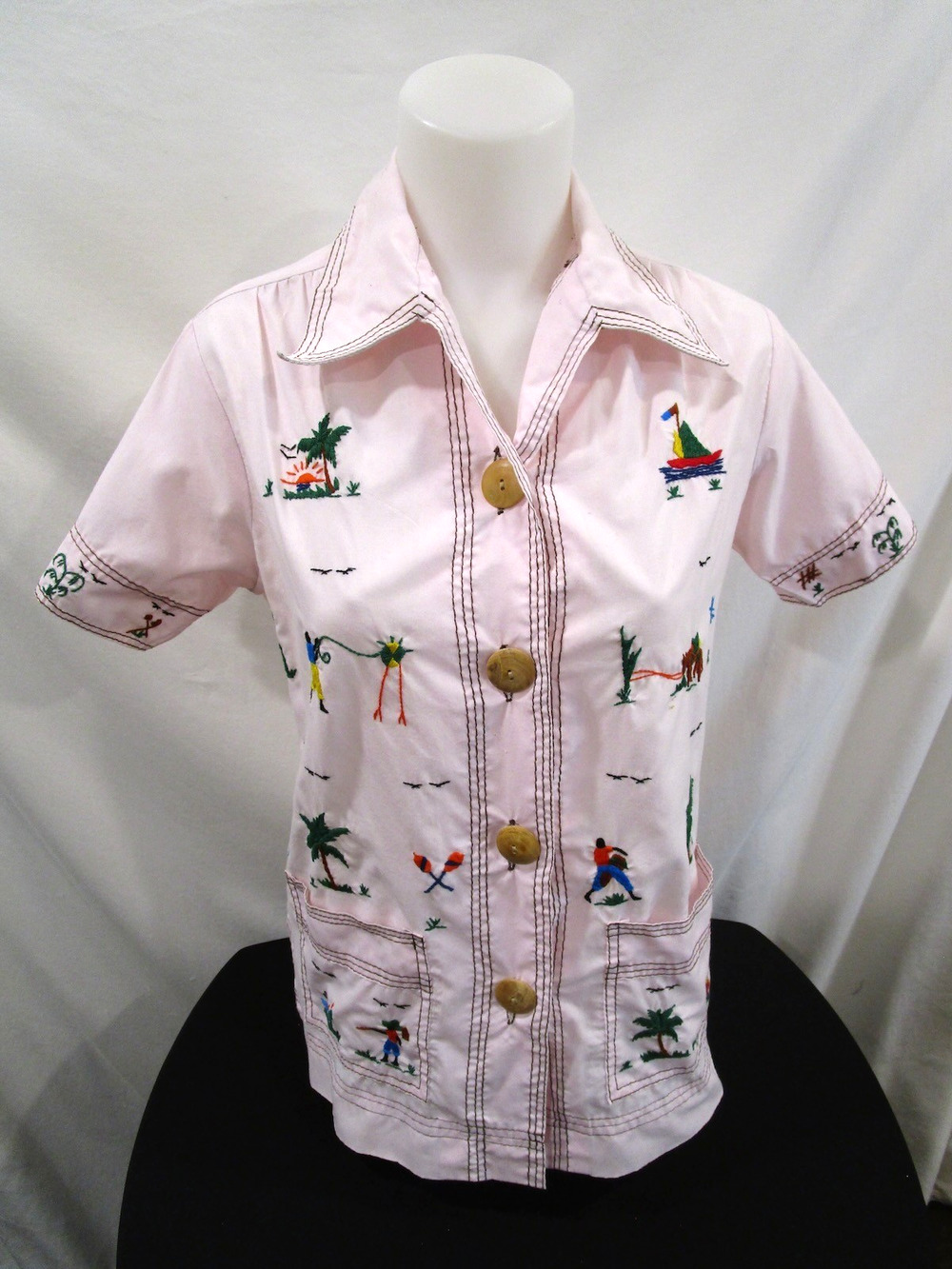 Vintage 70s Pink Hand Embroidered Tropical Guayabera Button Up Top Women Sz M
